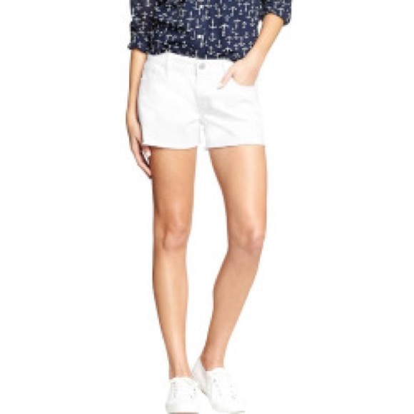 Old Navy Pants - 3/$25 ❤️ low-rise cotton stretch shorts• D015